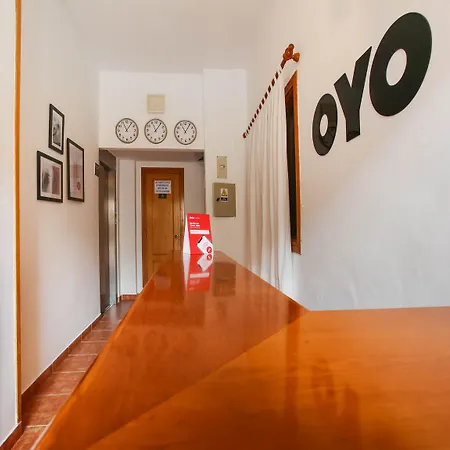 Hotel Oyo La Segovia